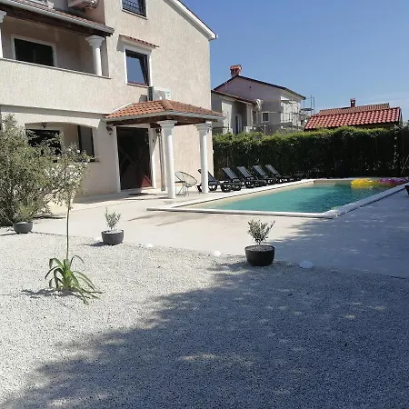 Dairos Porec